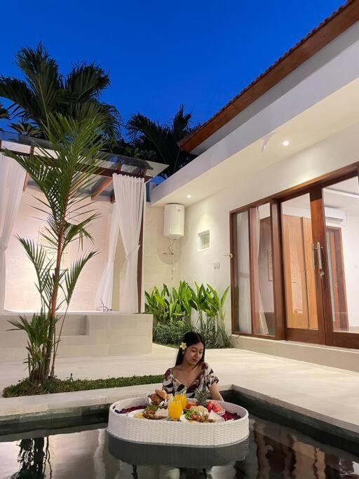 Villa Akmali Umalas 2Br With Private Pool & Jacuzzi Canggu  Bagian luar foto